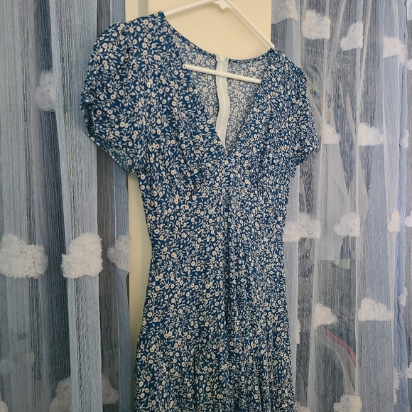 🔆 Dainty Floral Mini Dress - Picture 3 of 5